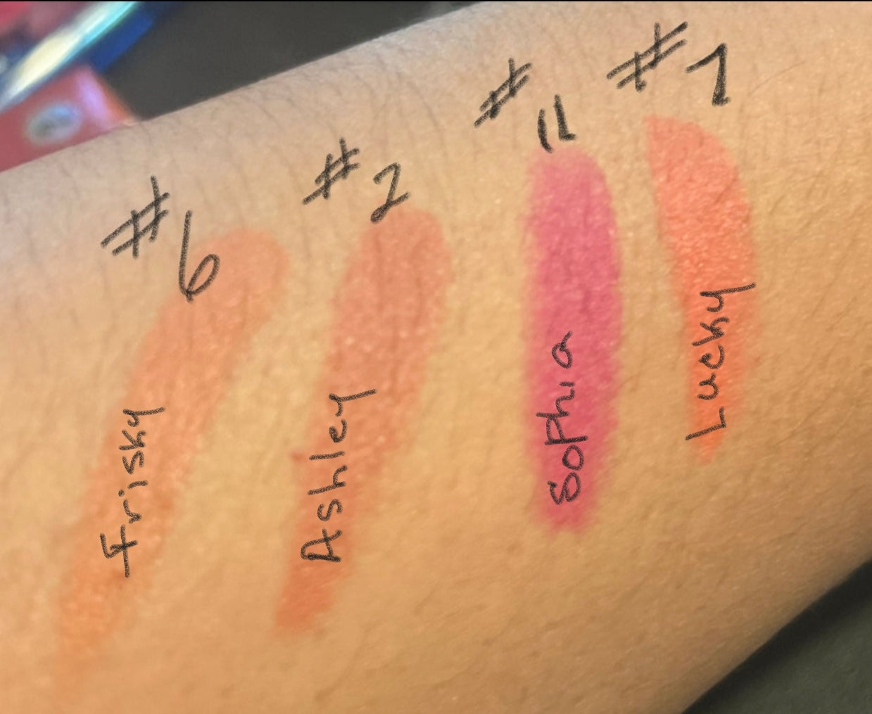Oñi’s lipstick