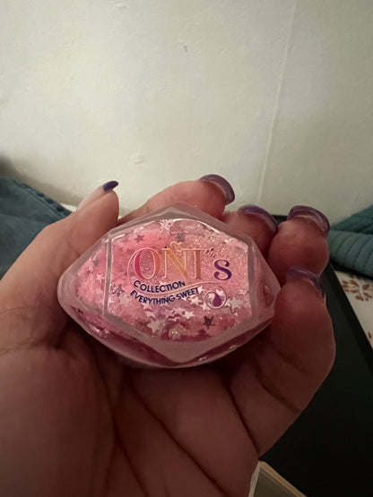 Oñi’s foundation brush